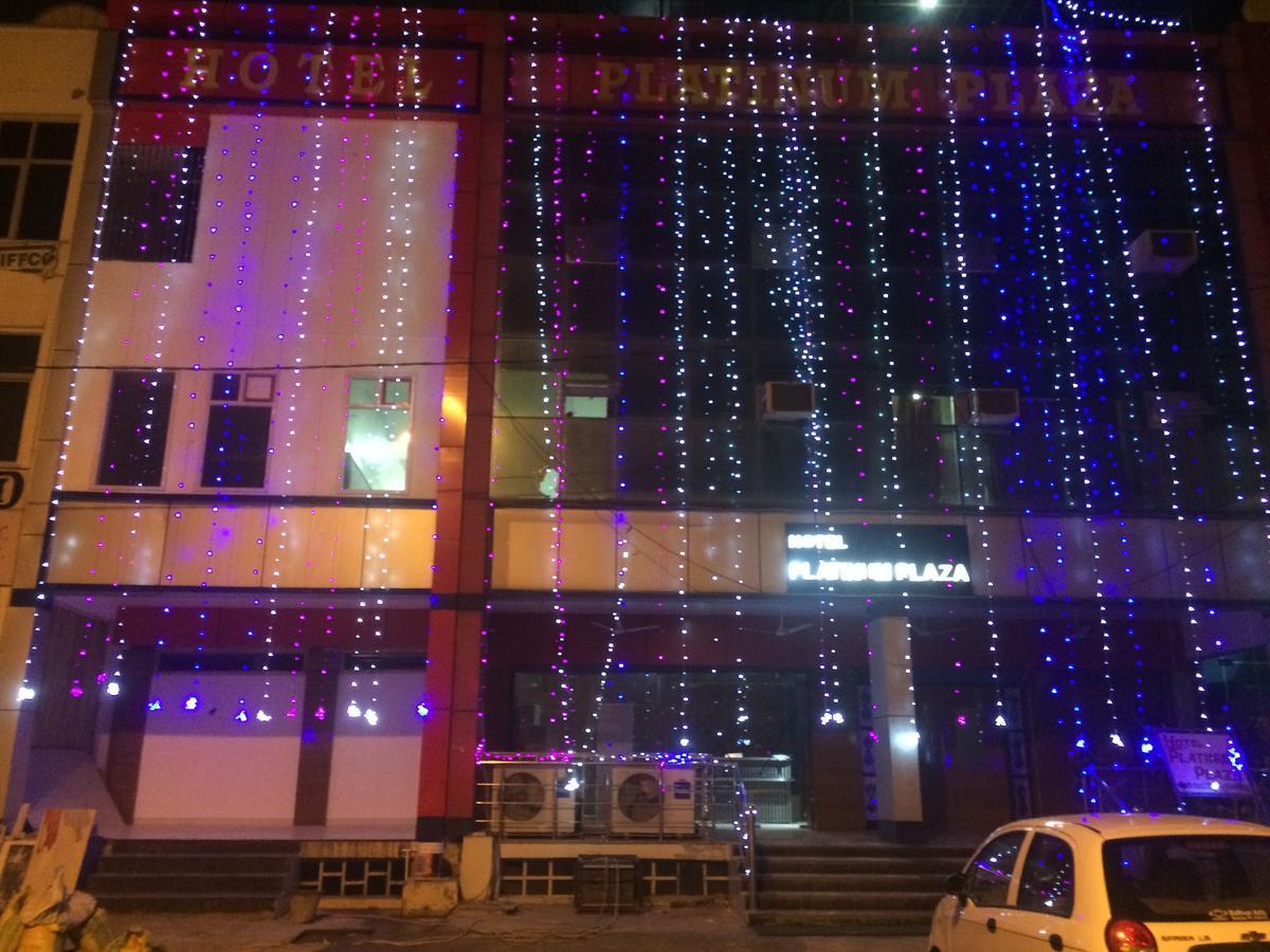 Hotel Platinum Plaza Rohtak Екстер'єр фото